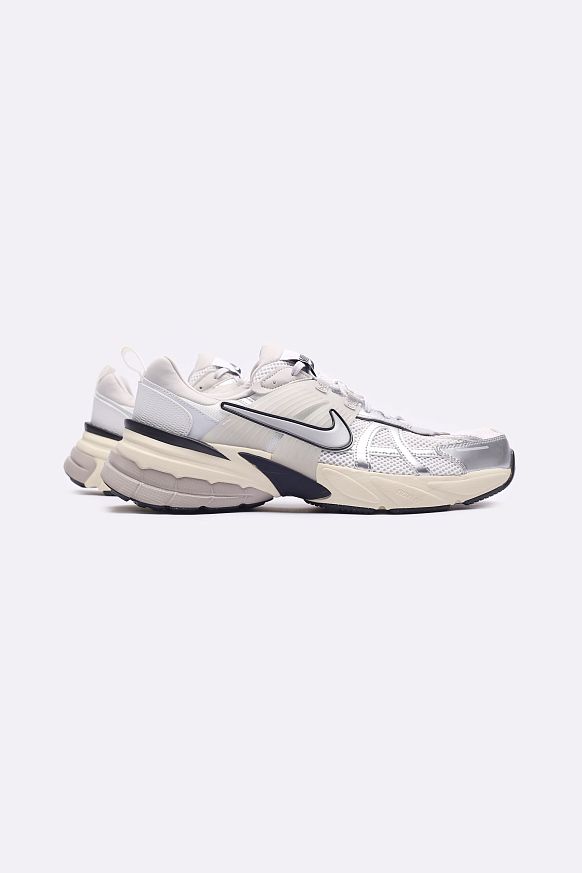 Мужские кроссовки Nike V2K Run (HJ4497-100")