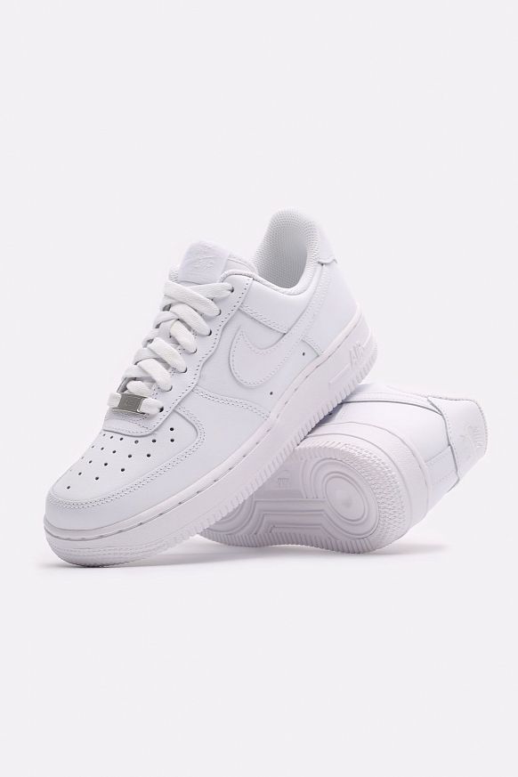 Женские кроссовки Nike WMNS Air Force 1 '07 (DD8959-100*) - фото 2 картинки
