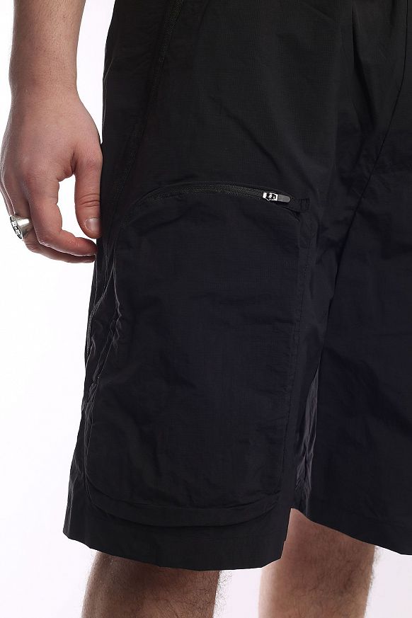 Мужские шорты KRAKATAU Rm147-1 (Rm147-1-черный) - фото 7 картинки