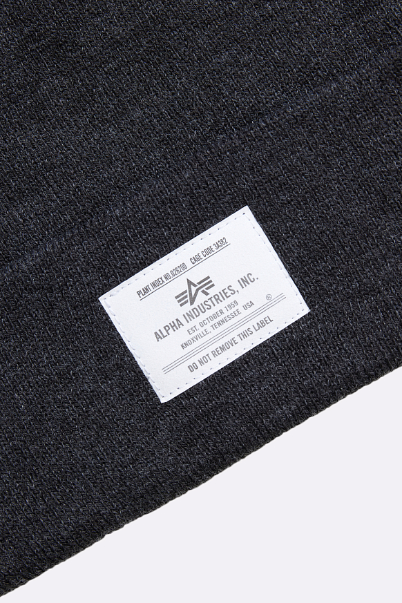 Мужская шапка Alpha Industries Essential Beanie (UHE51500C1-dark) - фото 3 картинки