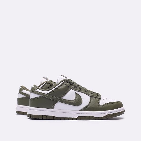 Кроссовки Nike WMNS Dunk Low