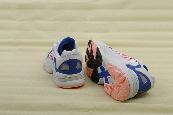 Кроссовки adidas Originals Yung-1 (BD7654) - фото 3 картинки