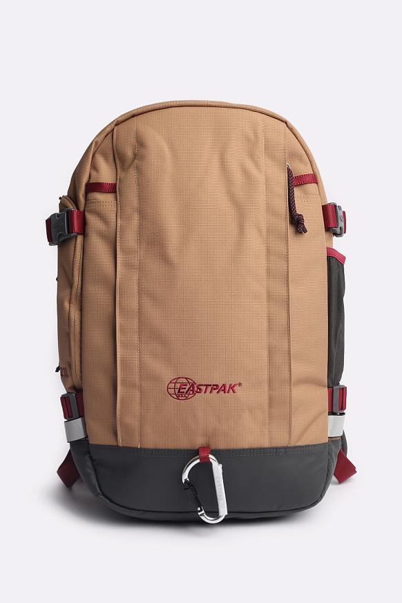 Рюкзак Eastpak Out Safepack 21L (Out Brown)
