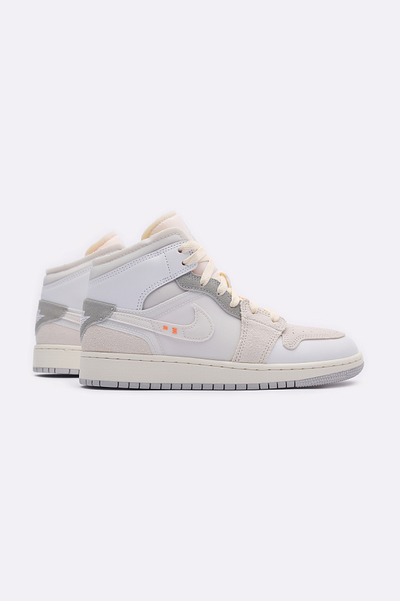 Женские кроссовки Jordan 1 Mid SE Craft (GS) (DQ3726-100)