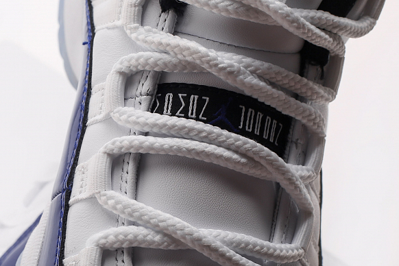 Женские кроссовки Jordan WMNS 11 Retro Low (AH7860-100) - фото 7 картинки