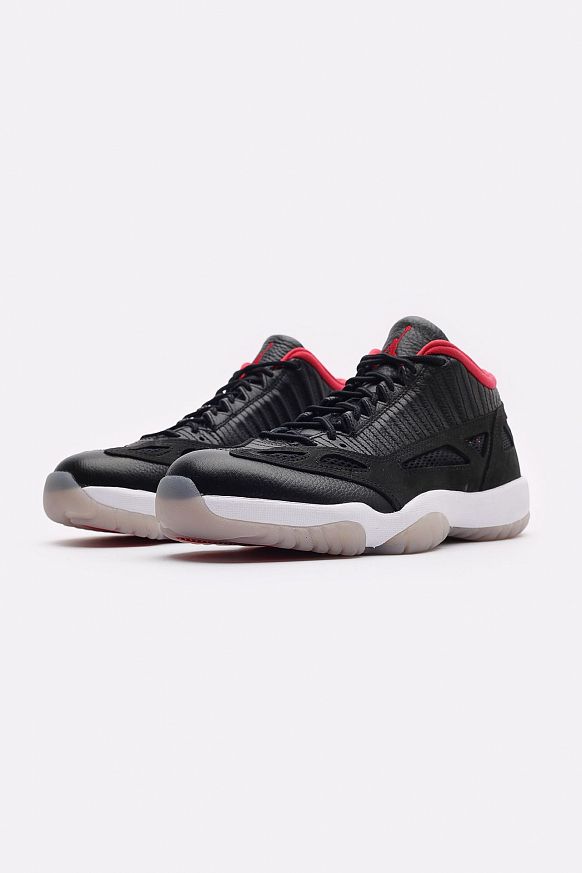 Мужские кроссовки Jordan 11 Retro Low IE (919712-023) - фото 4 картинки