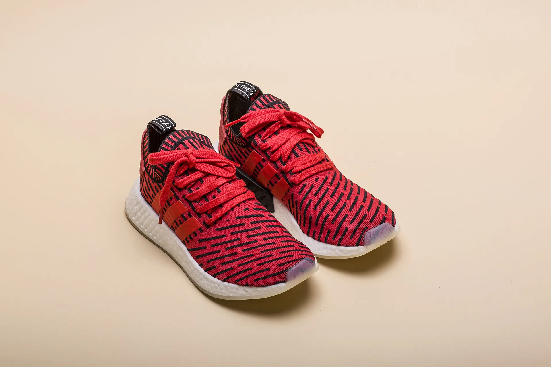 Nuovo modello adidas nmd r2 online