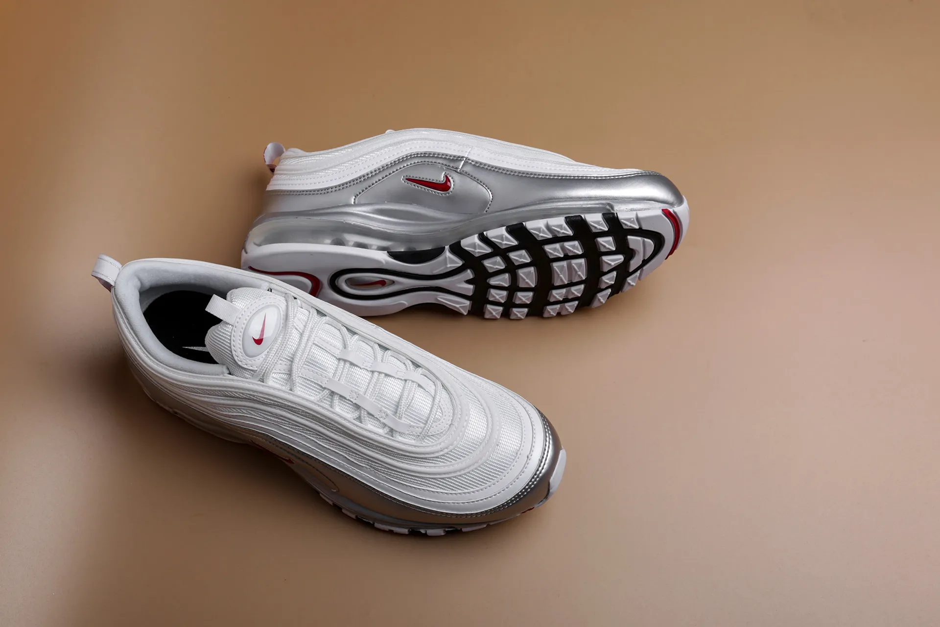 Nike air max 97 qs white varsity red best sale