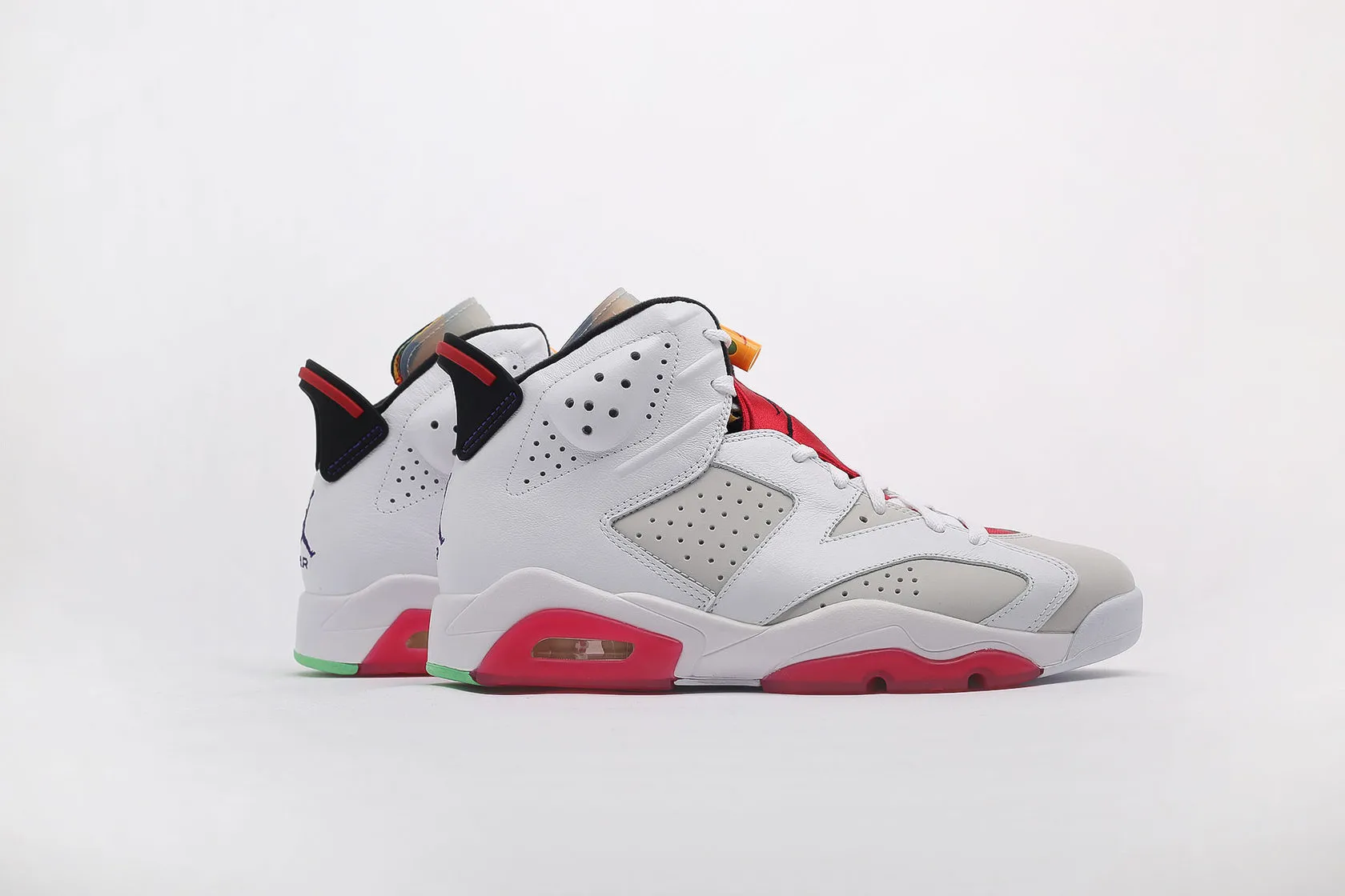 Air Jordan 6 Hare Sneakerhead