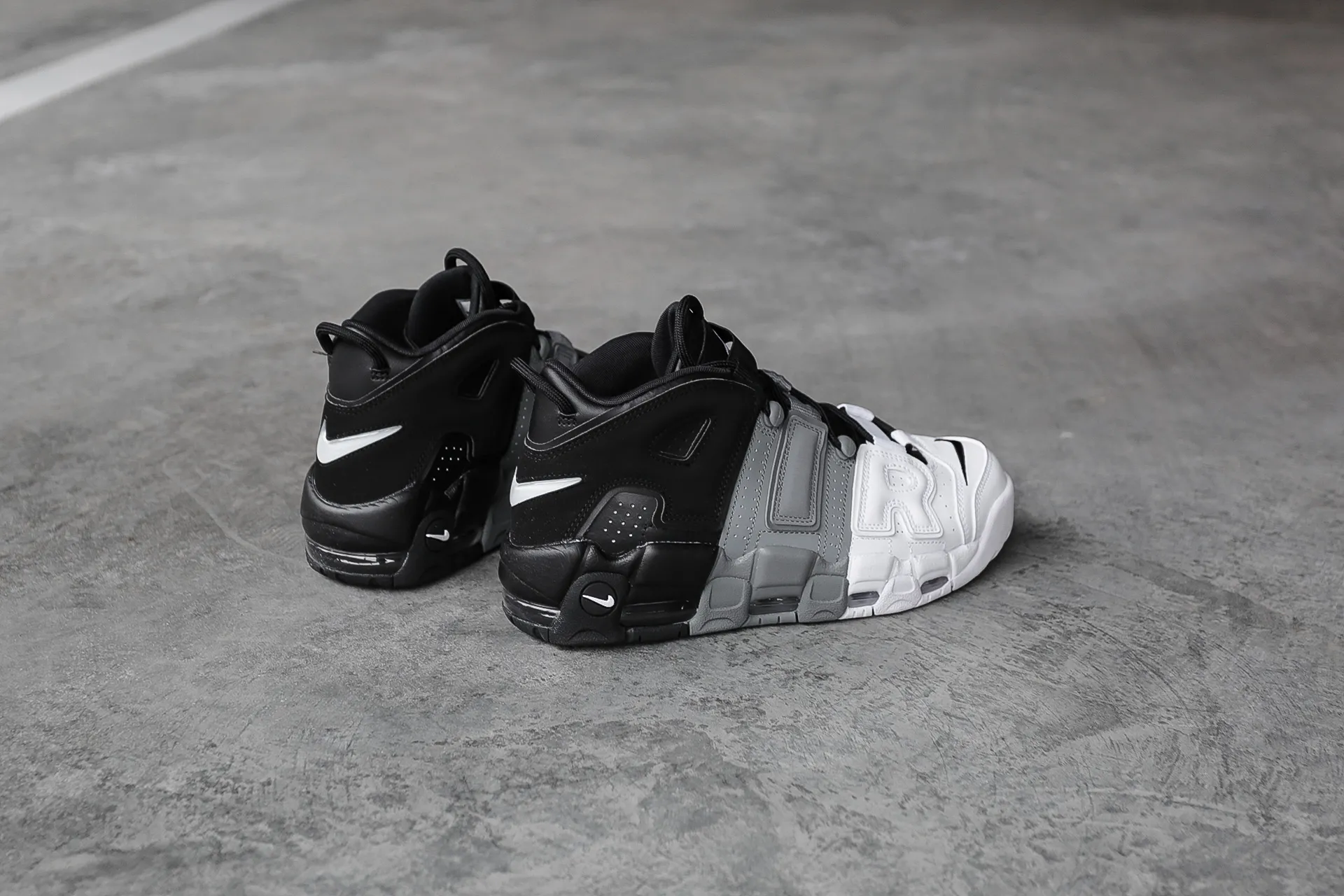 Nike air more uptempo '96 - black/cool grey/white hotsell