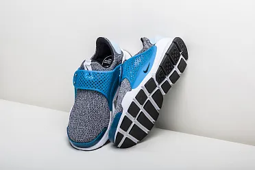 Wmns nike sock dart se cheap