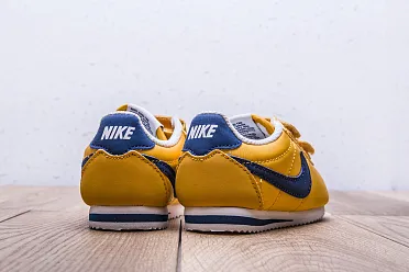Nike Cortez Nylon TDV 749497 700 Sneakerhead