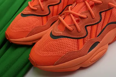 adidas Originals Ozweego EE6465 Sneakerhead