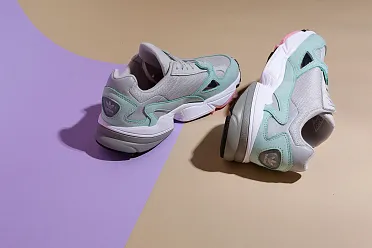 Adidas falcon b28127 hot sale