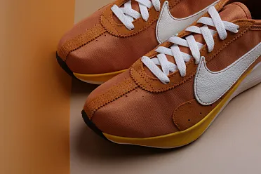 Nike moon racer qs new arrivals