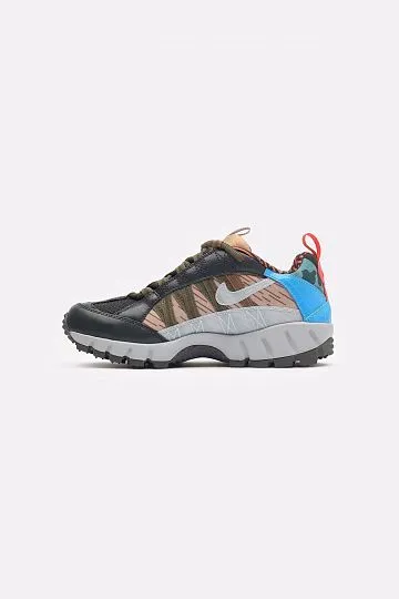 Nike humara 17 2025
