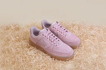 Nike WMNS Air Force 1 07 SE AA0287 600 Sneakerhead