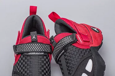 Jordan Trunner LX OG 905222 001 Sneakerhead