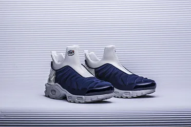 Nike WMNS Air Max Plus Slip SP 940382 400 Sneakerhead