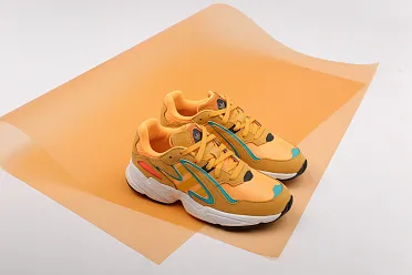 Yung 96 yellow top