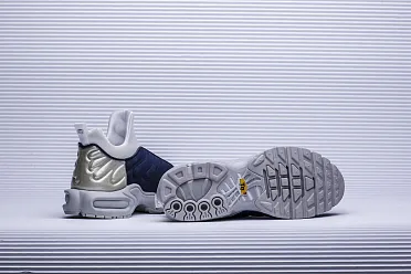 Wmns air max plus slip sp cheap