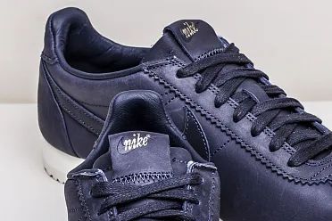 Nike Classic Cortez Prem QS TZ 898088 400 Sneakerhead