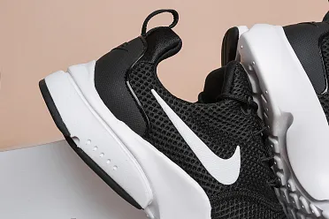Wmns presto fly nike top