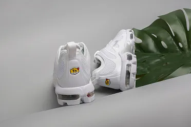 Nike tn ultra white shop