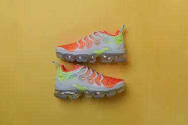 Ladies nike air vapormax plus store