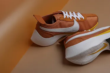 Nike Moon Racer QS BV7779 800 Sneakerhead